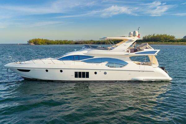 2012 Azimut 70