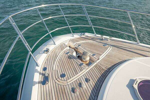 2012 Azimut 70
