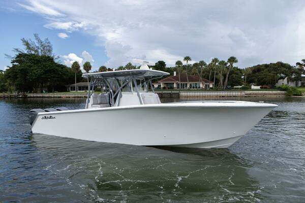 33-ft-Sea Hunter-2024-33 Tournament-TRIPLE C-North Palm Beach Florida United States yacht for sale