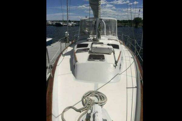 Photo of the 1990 Irwin  "FREE SPIRIT"