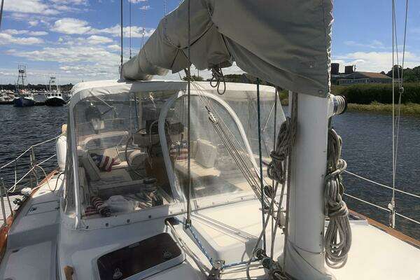 Photo of the 1990 Irwin  "FREE SPIRIT"