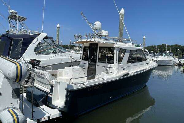 28-ft-Cutwater-2019-C-28-Warwick Rhode Island United States yacht for sale