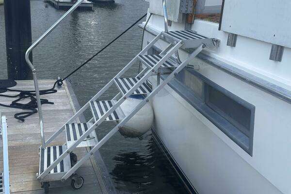 Photo of the 1987 Bertram  "Jeanine"