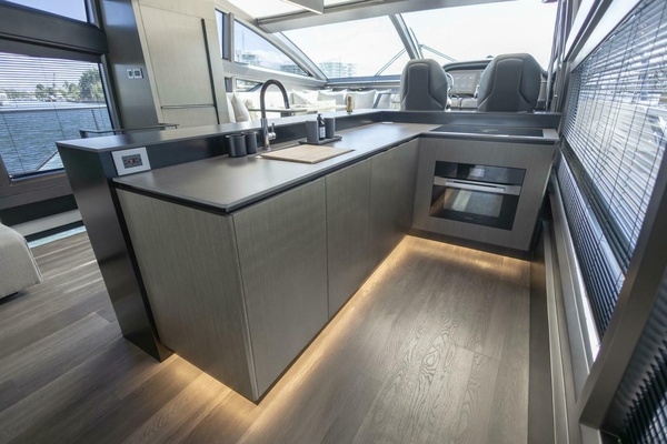 72ft Pearl Yacht For Sale