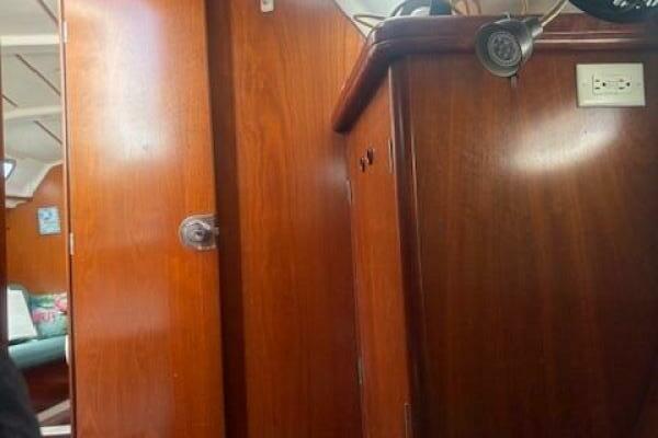 Cricket 33ft Beneteau Yacht For Sale