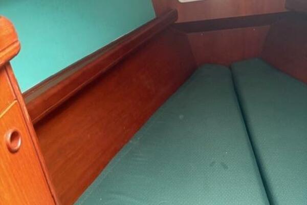 Cricket 33ft Beneteau Yacht For Sale