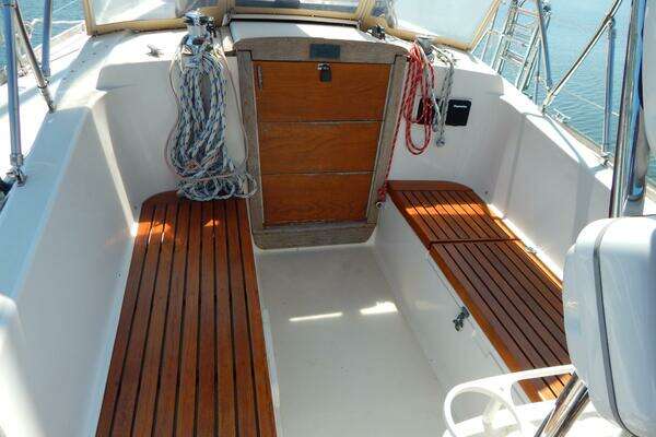 Photo of the 1982 Tartan 37 Centerboard "Sandpiper"