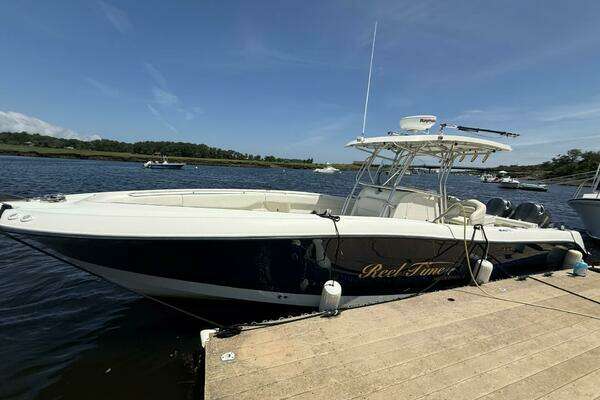 33-ft-Hydra-Sports-2005-Hull Massachusetts United States yacht for sale