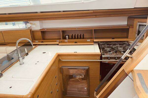 Jeanneau Sun Odyssey 45 DS Yacht For Sale