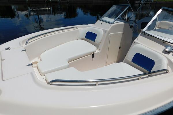 24ft Grady White Yacht For Sale