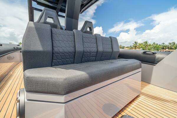Skipper grey Yacht For Sale