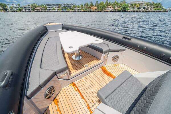 Skipper grey Yacht For Sale