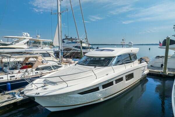 49' Prestige Yachts