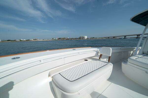 2022 Valhalla Boatworks 37