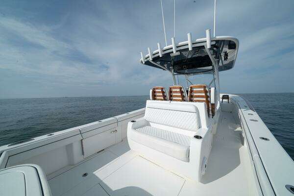 2022 Valhalla Boatworks 37