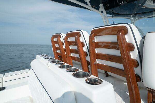 2022 Valhalla Boatworks 37