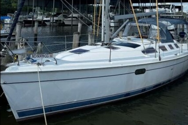 Grace 38ft Hunter Yacht For Sale