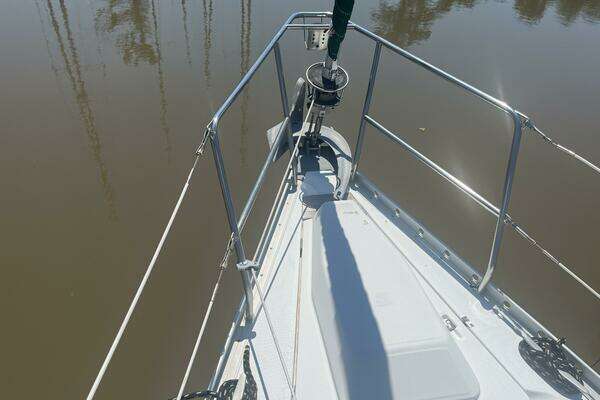 Photo of the 2001 Beneteau Oceanis 381 "Europa"