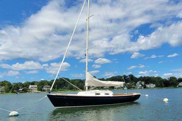 Photo of the 2004 Alerion 28 Express "Rosebud"