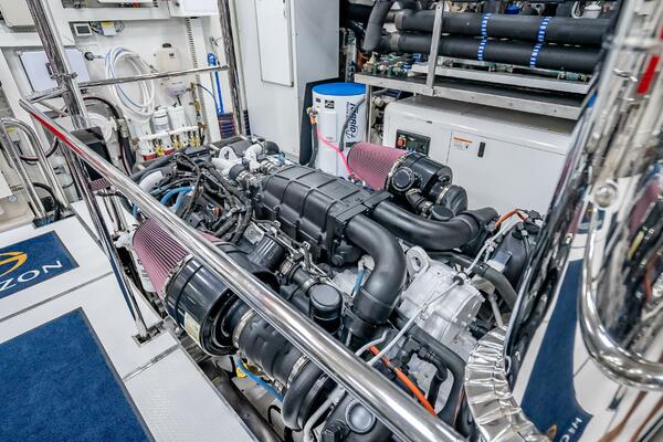 Short Story 122ft Horizon Yacht For Sale