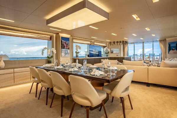 Short Story 122ft Horizon Yacht For Sale