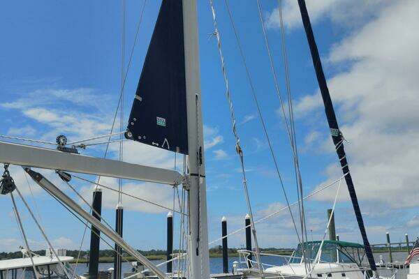 Photo of the 2003 Catalina 350 "Seraph"