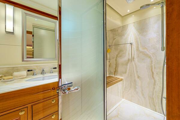 FRIVOLOUS 76ft Hunt Yachts Yacht For Sale