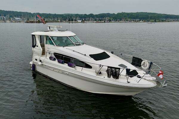 40-ft-Sea Ray-2007-40 Motor Yacht-A Mi Manera-Midland Ontario Canada yacht for sale