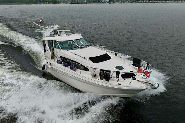 40-ft-Sea Ray-2007-40 Motor Yacht-A Mi Manera Midland Ontario Canada  yacht for sale