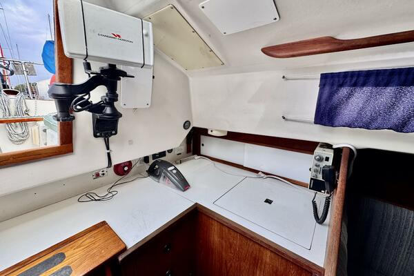 30ft C amp C Yacht For Sale