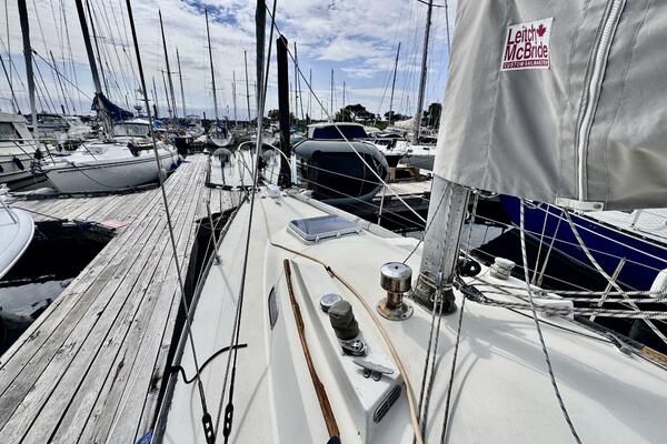 30ft C amp C Yacht For Sale