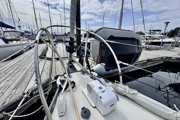 30ft C amp C Yacht For Sale