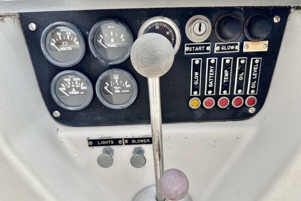 30ft C amp C Yacht For Sale