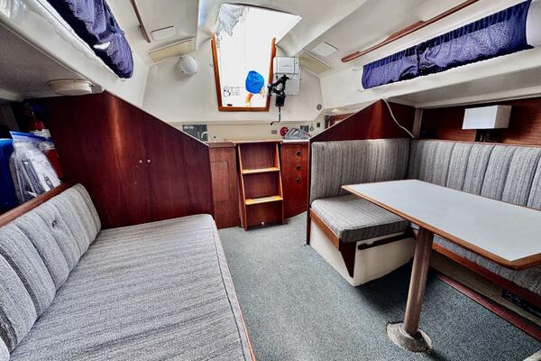 30ft C amp C Yacht For Sale