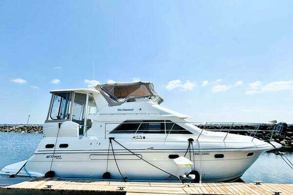 36-ft-Cruisers Yachts-1997-3650 Aft Cabin-WET DIAMOND PRESCOTT Ontario Canada  yacht for sale