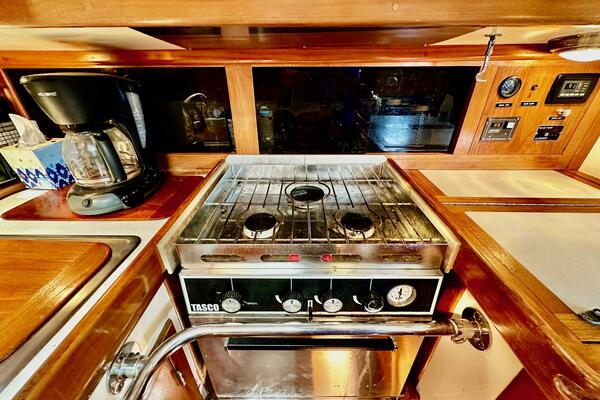 I Believe 38ft Cabo Rico Yacht For Sale I Believe 38ft Cabo Rico Yacht For Sale
