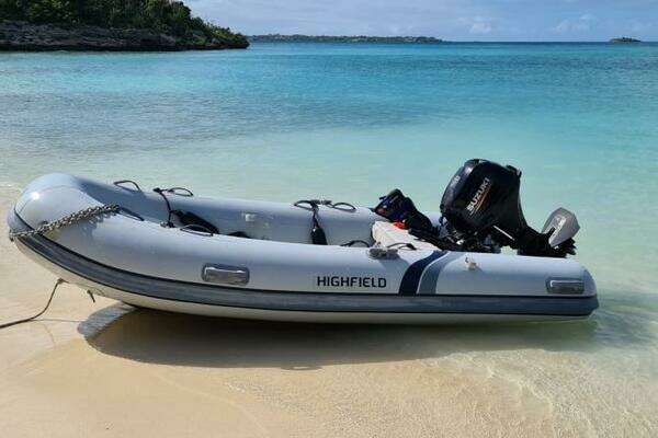 Photo of the 2018 Lagoon 42 "Total Eclipse"