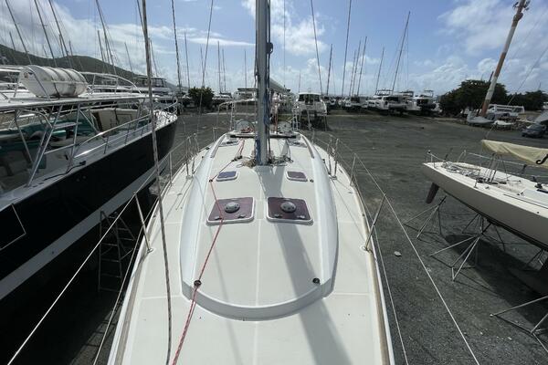Honu Kai  44ft Jeanneau Yacht For Sale