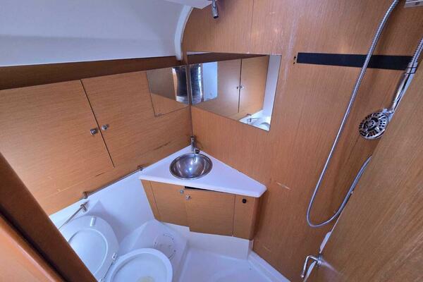 Honu Kai  44ft Jeanneau Yacht For Sale