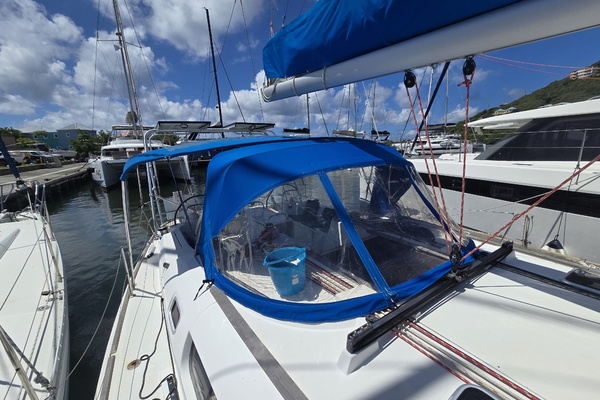 Honu Kai  44ft Jeanneau Yacht For Sale