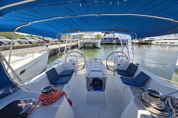 Honu Kai  44ft Jeanneau Yacht For Sale