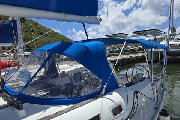 Honu Kai  44ft Jeanneau Yacht For Sale