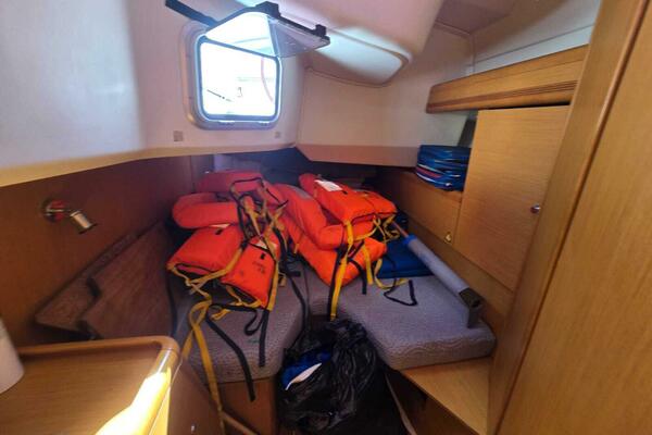 Honu Kai  44ft Jeanneau Yacht For Sale