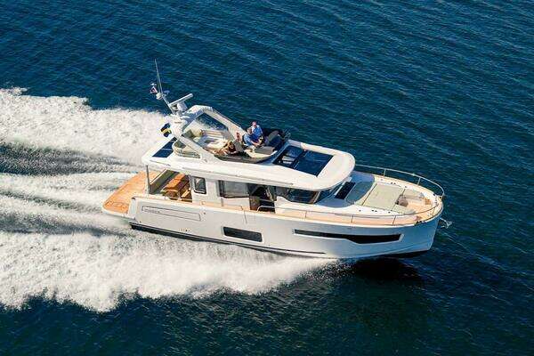49-ft-Nimbus-2025-495 Flybridge-Tampa Florida United States yacht for sale