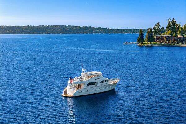 2001 Rayburn Custom Yachts 76