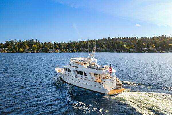 2001 Rayburn Custom Yachts 76