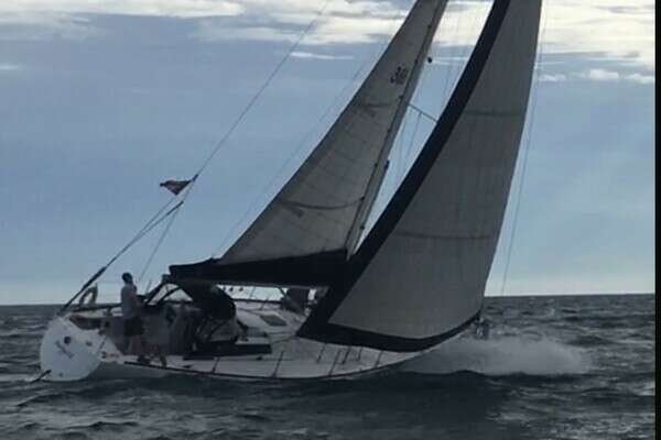 39-ft-Chaser Yachts-1982-39- Toronto Ontario Canada  yacht for sale