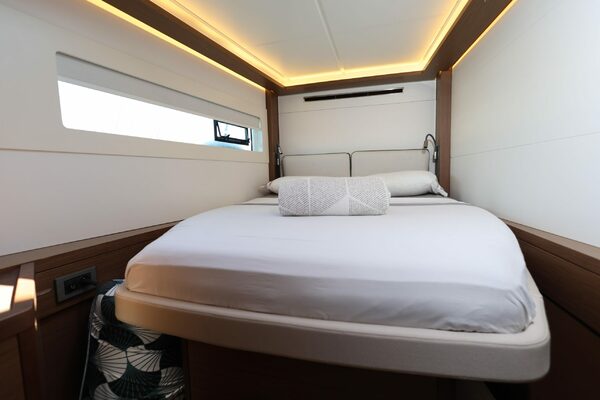 45ft Lagoon Yacht For Sale 45ft Lagoon Yacht For Sale