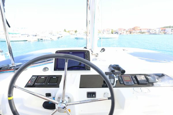 45ft Lagoon Yacht For Sale 45ft Lagoon Yacht For Sale