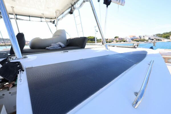 45ft Lagoon Yacht For Sale 45ft Lagoon Yacht For Sale